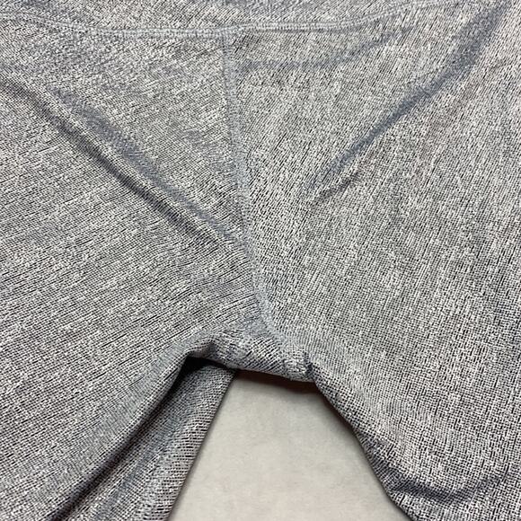 Beyond Yoga gray high waisted leggings large - Picture 7 of 10